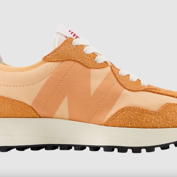 New Balance 327 Casual Women's Sneakers Shoes Peach Blossom ~ various sizes ~ - Picture 10 of 10